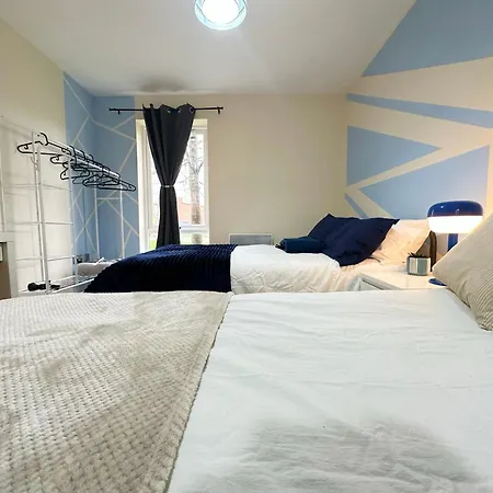 Olive Immaculate Wembley Apartment, 15Mins To Central London, By Edens Exterior photo