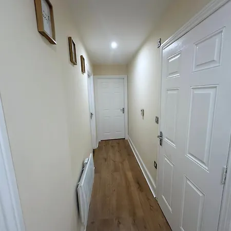 Olive Immaculate Wembley Apartment, 15Mins To Central London, By Edens Exterior photo