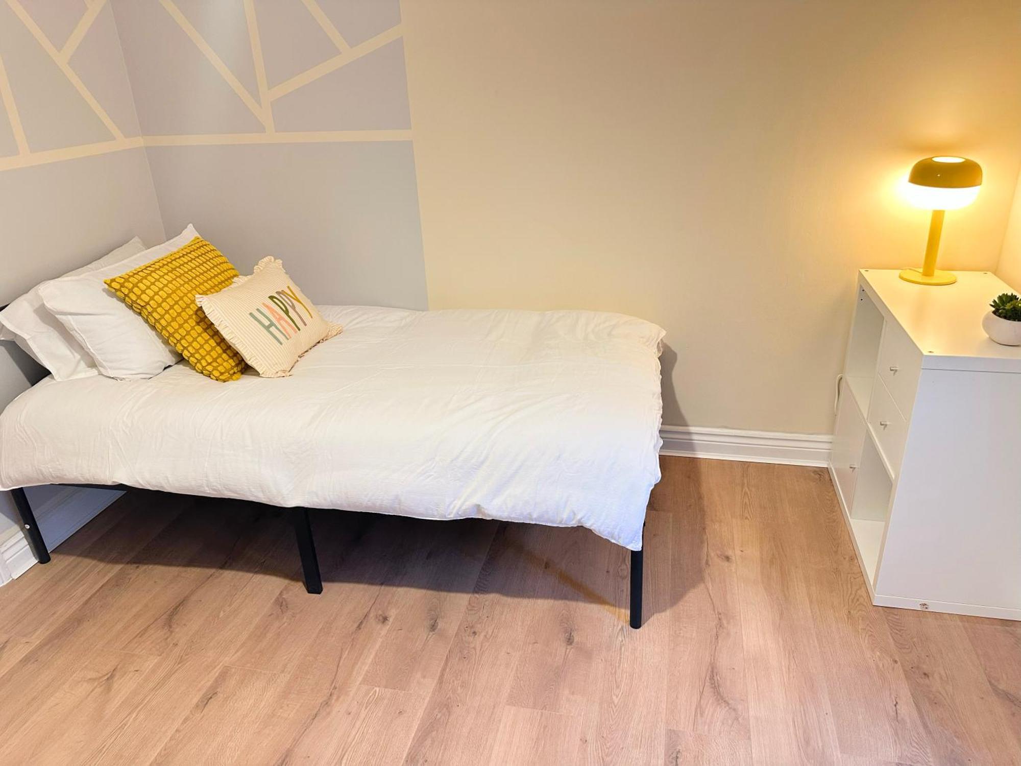 Olive Immaculate Wembley Apartment, 15mins To London, By Edens London