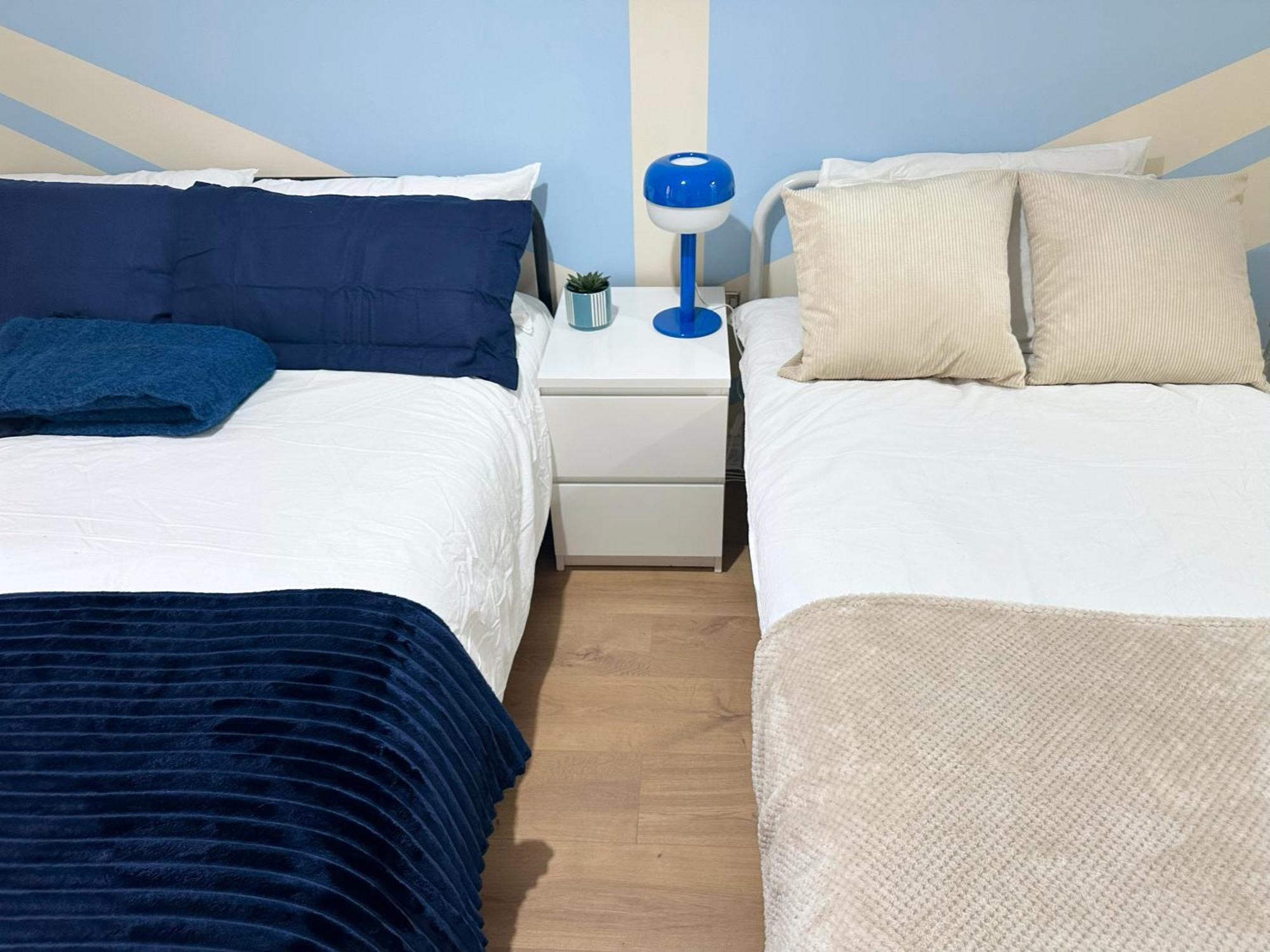 Olive Immaculate Wembley Apartment, 15mins To London, By Edens Apartment *