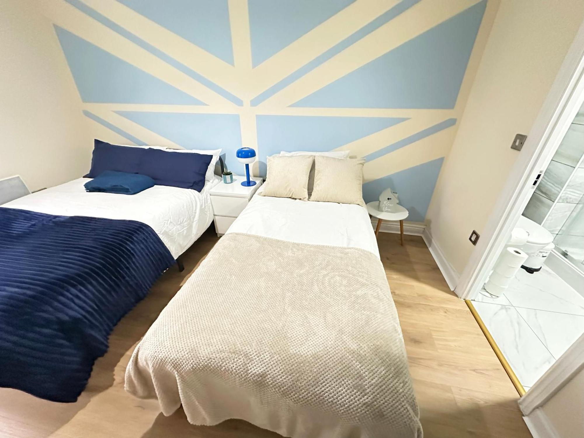 Olive Immaculate Wembley Apartment, 15mins To London, By Edens * London